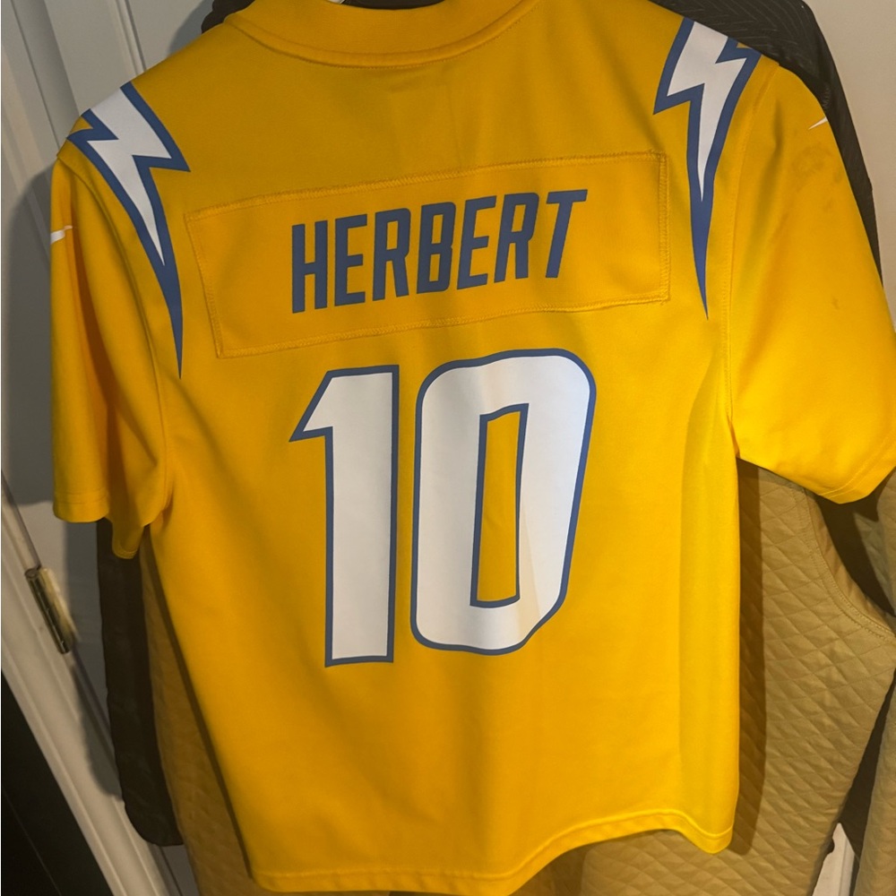 NFL chargers Justin Herbert jersey youth medium